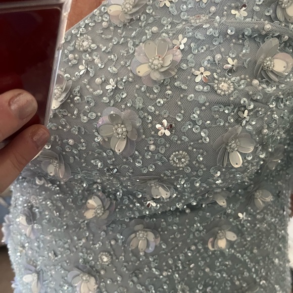 Adrianna Papell brand new sequin flutter-sleeve dress - Picture 3 of 8